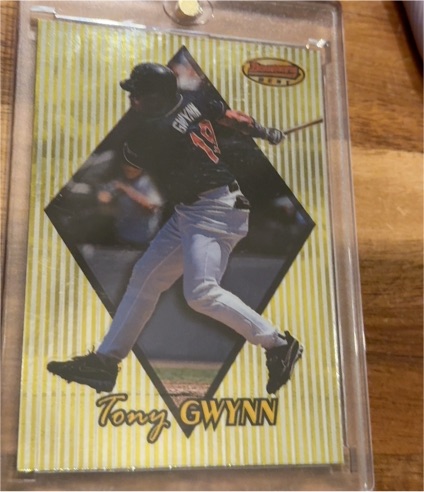 1999 Bowman's Best #57 Tony Gwynn — front