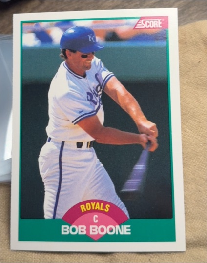 1989 Score Rookie & Traded #74T Bob Boone — front