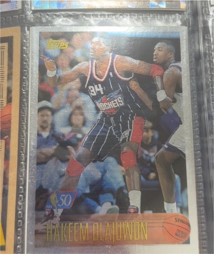 1996-97 Topps #35 Hakeem Olajuwon — front