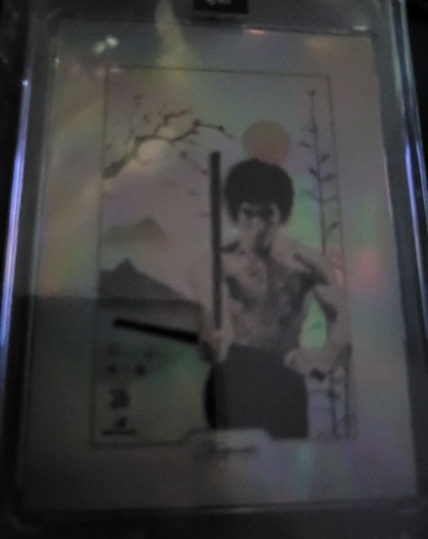 2025 Super Products Bruce Lee Portrait-5 — front