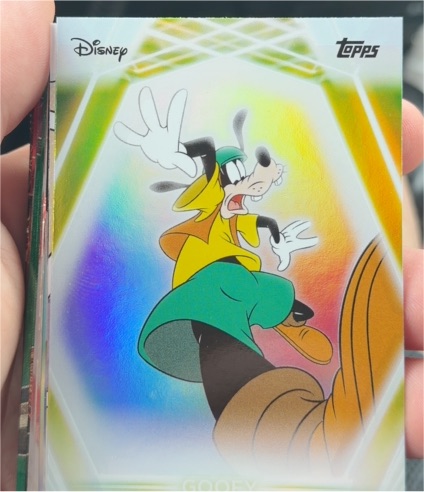 2026 Topps Disney Neon #102 Goofy — front
