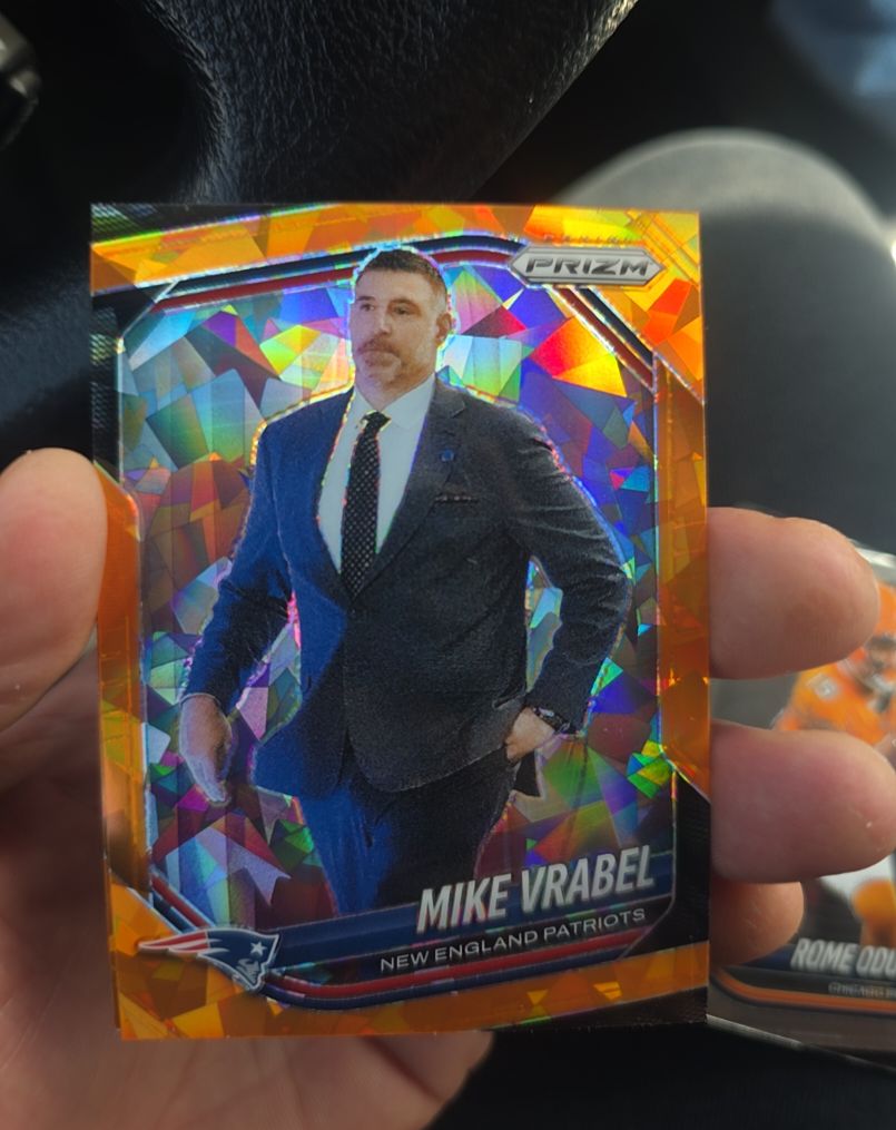 2025 Panini Prizm #110 Mike Vrabel — front