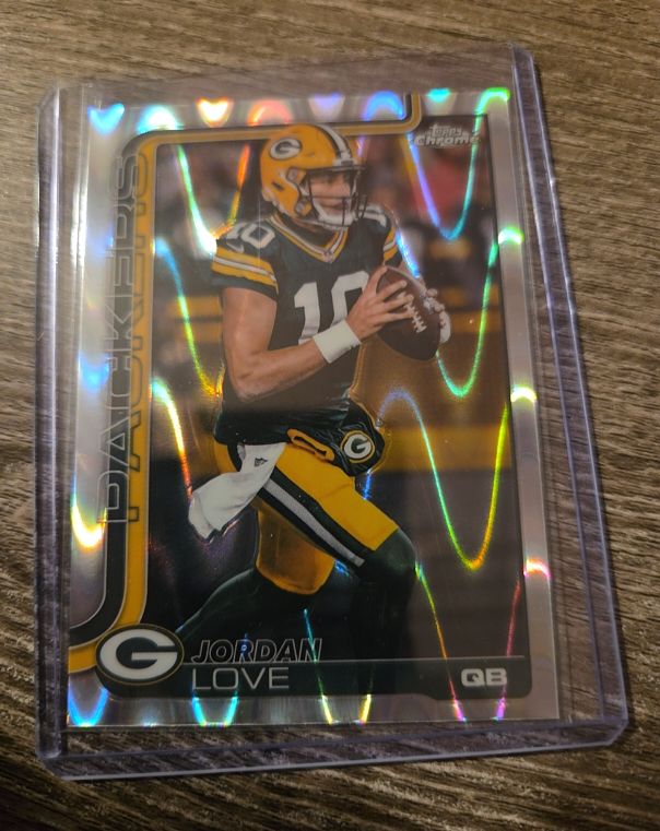 2025 Topps Chrome Football #109 Jordan Love — front