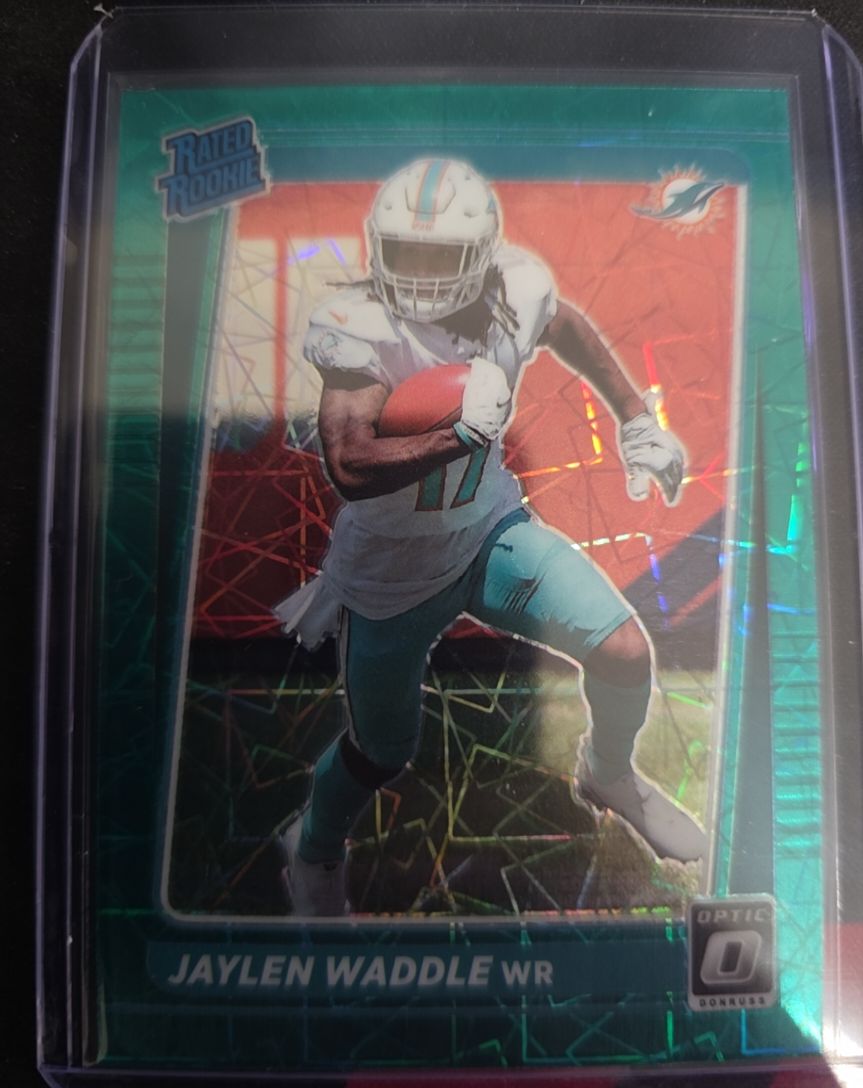 2021 Panini Donruss Optic #208 Jaylen Waddle — front