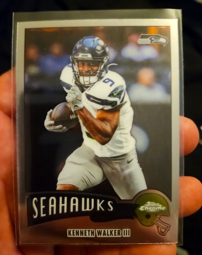 2025 Topps Chrome #1975-30 Kenneth Walker III — front
