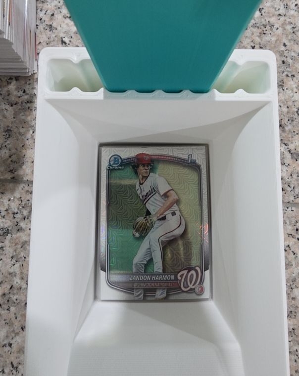 2025 Bowman Chrome Draft #BDC-44 Landon Harmon Mojo Refractor — front