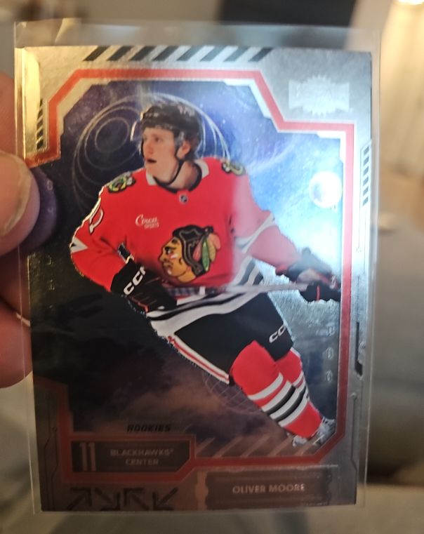 2025-26 Skybox Metal Universe #121 Oliver Moore — front