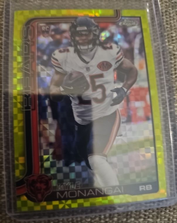 2025 Topps Chrome #382 Kyle Monangai Lime Green X-Fractor Rookie Chicago Bears — front