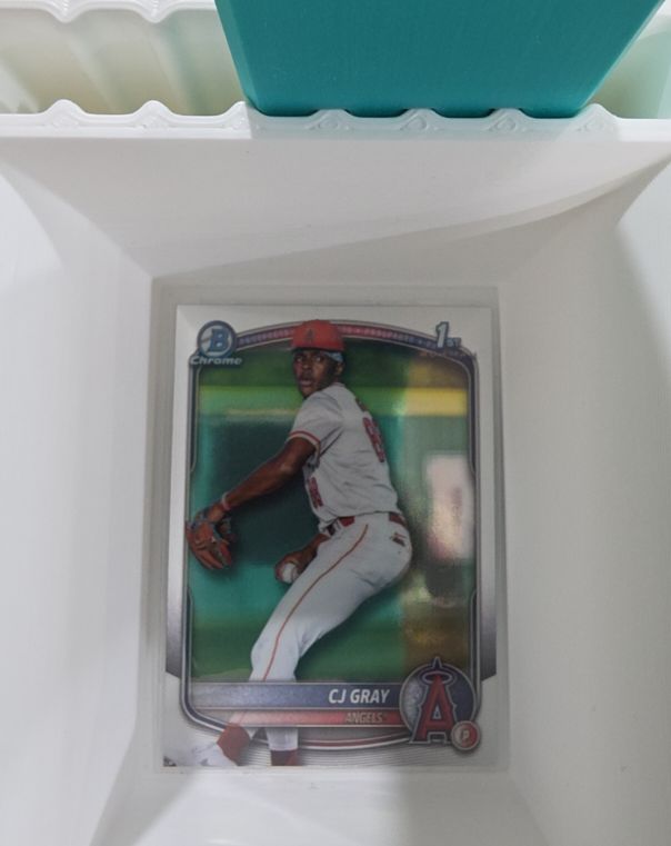 2025 Bowman Draft Chrome #BDC-197 CJ Gray — front