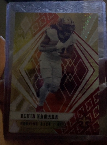 2020 Panini Phoenix #11 Alvin Kamara Fire Burst — front