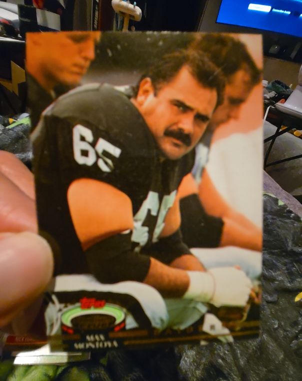 1992 Topps Stadium Club Football #523 Max Montoya — front