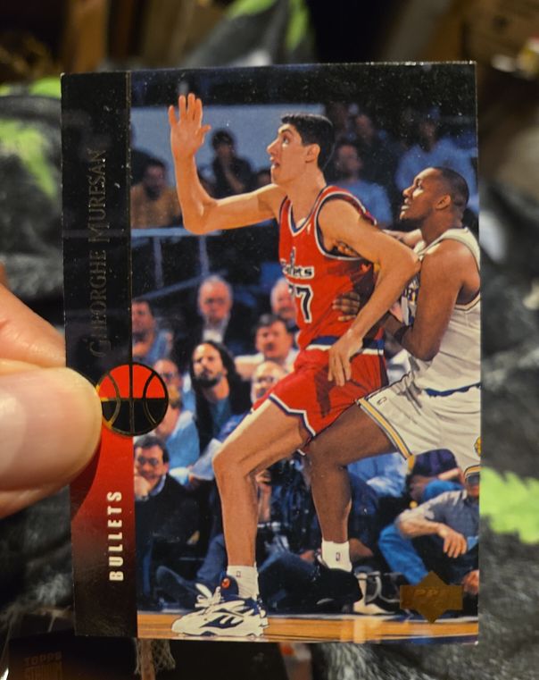 1994-95 Upper Deck #63 Gheorghe Muresan — front