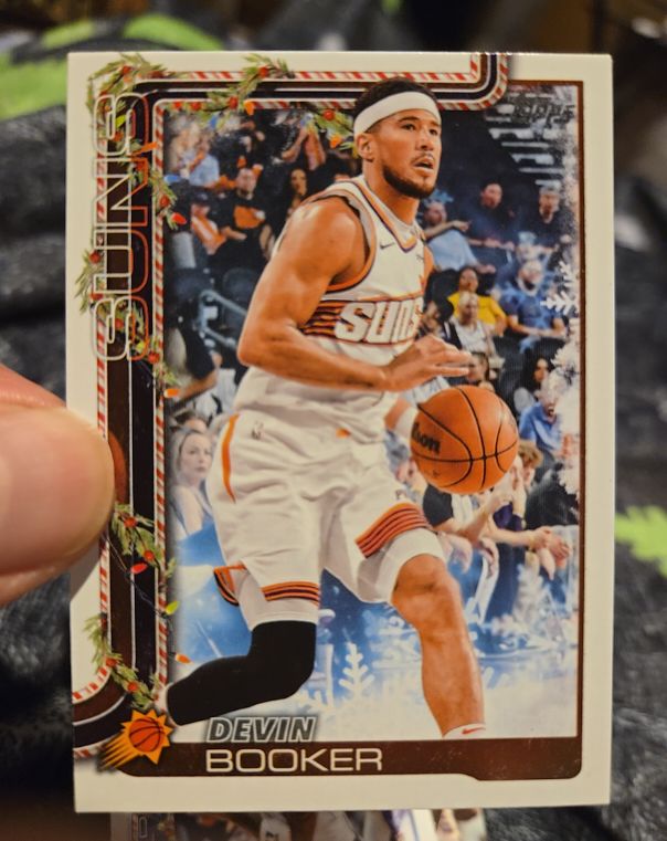 2025-26 Topps Holiday #H124 Devin Booker — front