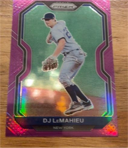 2021 Panini Prizm #22 DJ LeMahieu — front