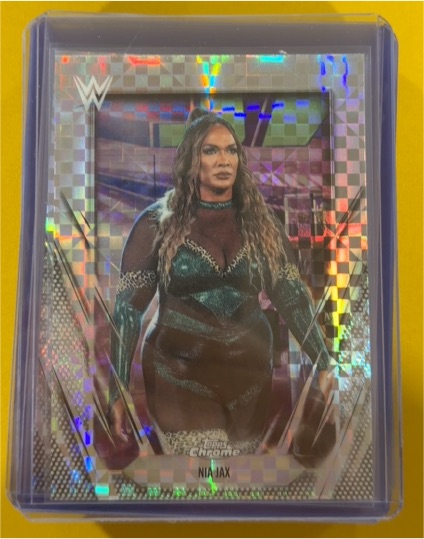 2026 Topps Chrome WWE #37 Nia Jax X-Fractor — front