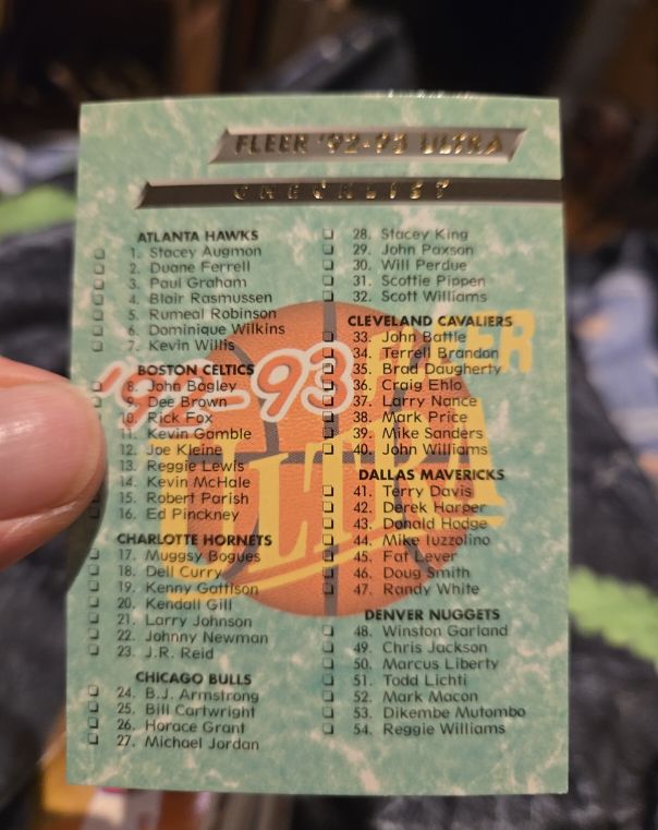 1992-93 Fleer Ultra #199 Michael Jordan — front