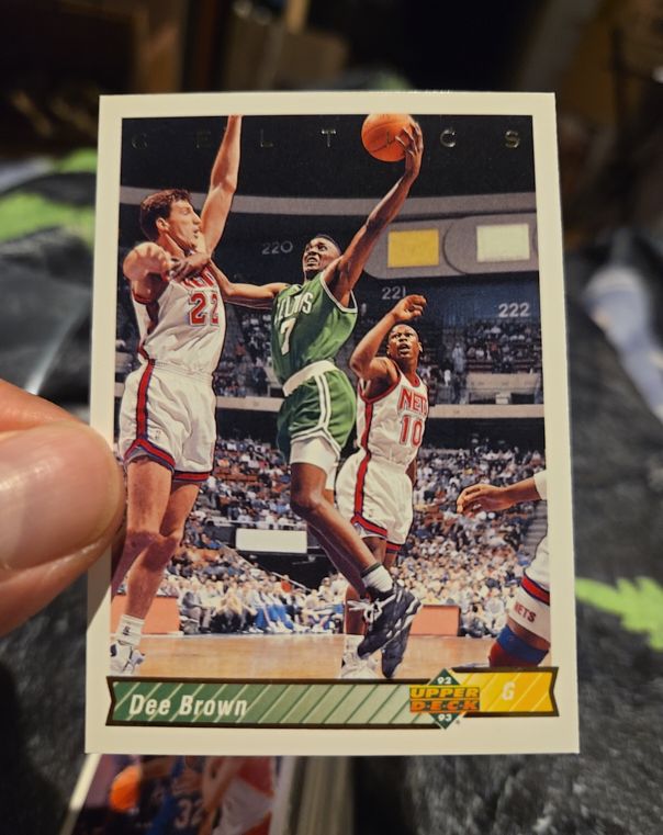 1992-93 Upper Deck #252 Dee Brown — front