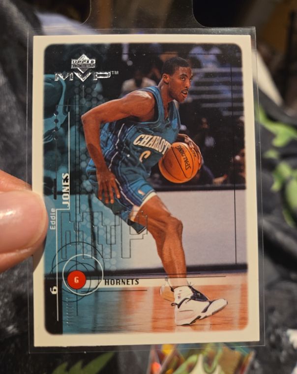 1999-00 Upper Deck MVP #6 Eddie Jones — front