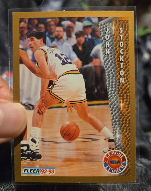 1992-93 Fleer #240 John Stockton — front