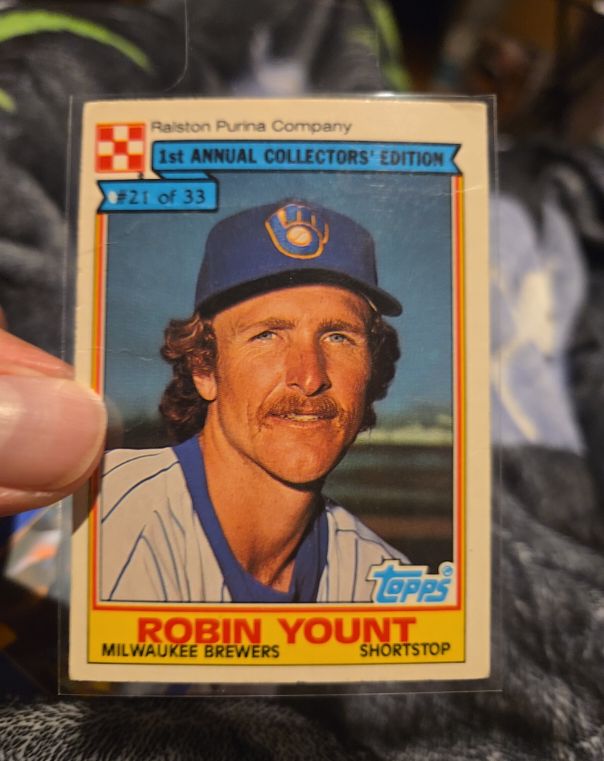 1984 Topps Ralston Purina #21 Robin Yount — front