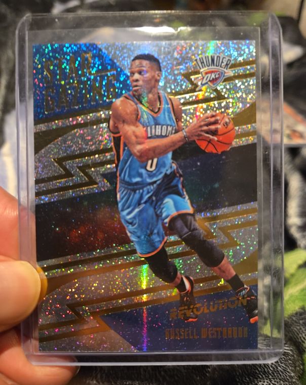 2010-11 Panini Absolute Memorabilia Star Gazing #24 Russell Westbrook — front