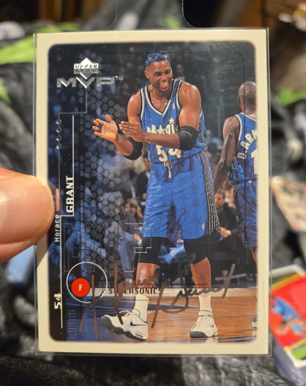 1999-00 Upper Deck MVP #114 Horace Grant — front