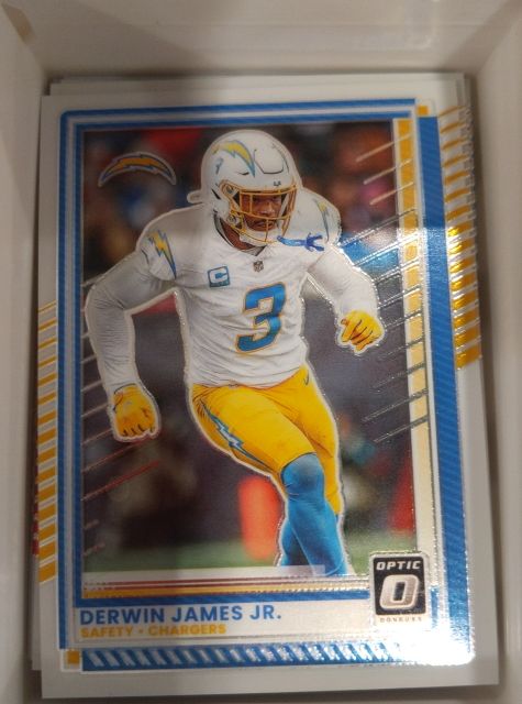 2025 Panini Donruss Optic #98 Derwin James Jr. — front
