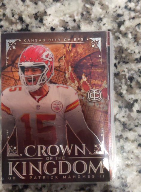 2025 Panini Icon Collection #CK-2 Patrick Mahomes II Crown of the Kingdom — front