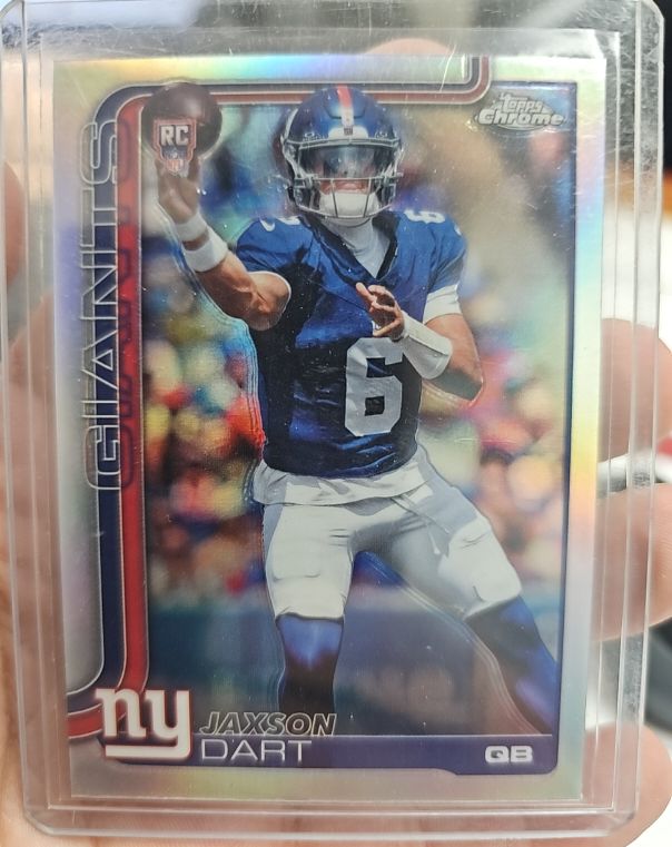 2025 Topps Chrome #306 Jaxson Dart — front