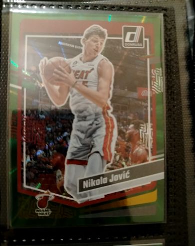 2023-24 Donruss #111 Nikola Jović — front