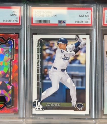 2025 Topps #1 Shohei Ohtani — front