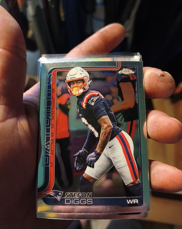 2025 Topps Chrome #205 Stefon Diggs — front