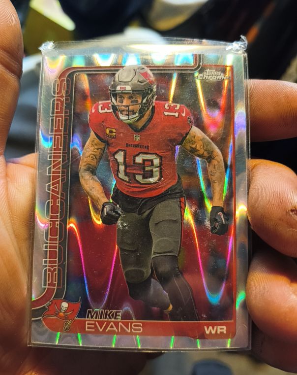 2025 Topps Chrome #282 Mike Evans — front