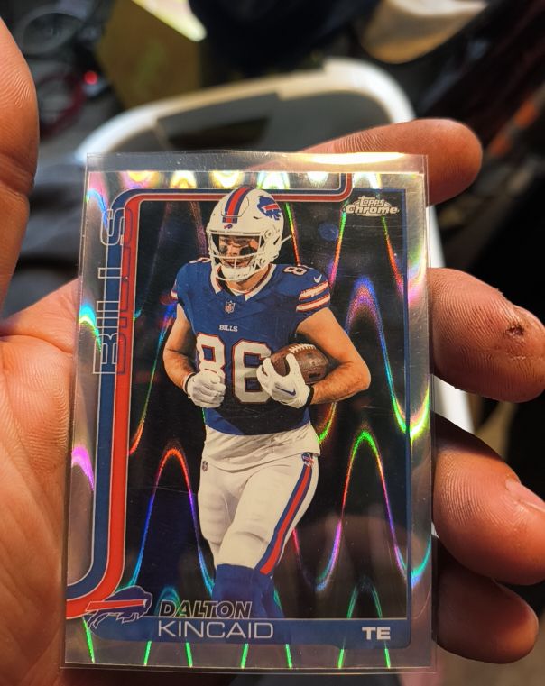 2025 Topps Chrome #37 Dalton Kincaid — front