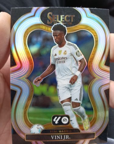 2024 Panini Select FIFA #4 Vinicius Junior — front