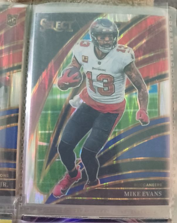 2025 Panini Select #239 Mike Evans — front