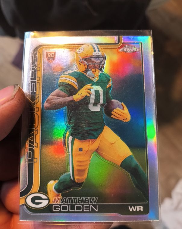 2025 Topps Chrome #333 Matthew Golden Rookie Refractor — front