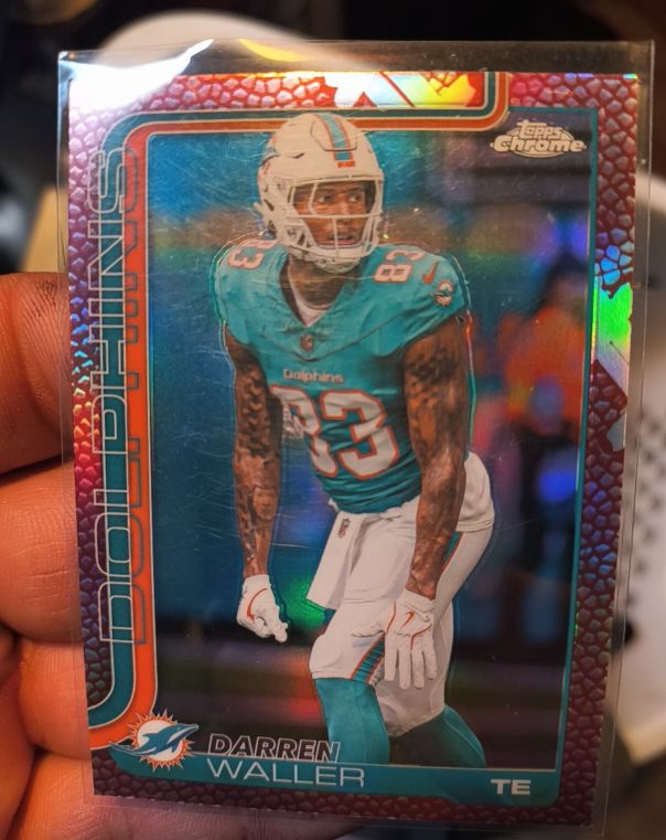 2025 Topps Chrome #193 Darren Waller — front