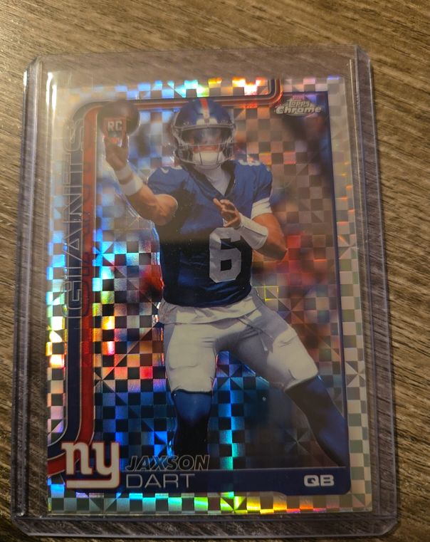 2025 Topps Chrome #306 Jaxson Dart — front