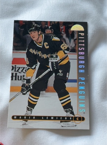 1995-96 Leaf #1 Mario Lemieux — front