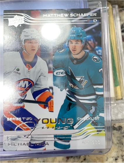 2025-26 Upper Deck Series 2 Young Guns #500 Matthew Schaefer Michael Misa — front