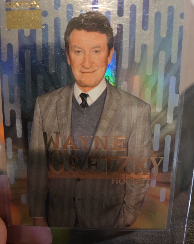 2022 Skybox Metal Universe Champions #S-40 Wayne Gretzky — front