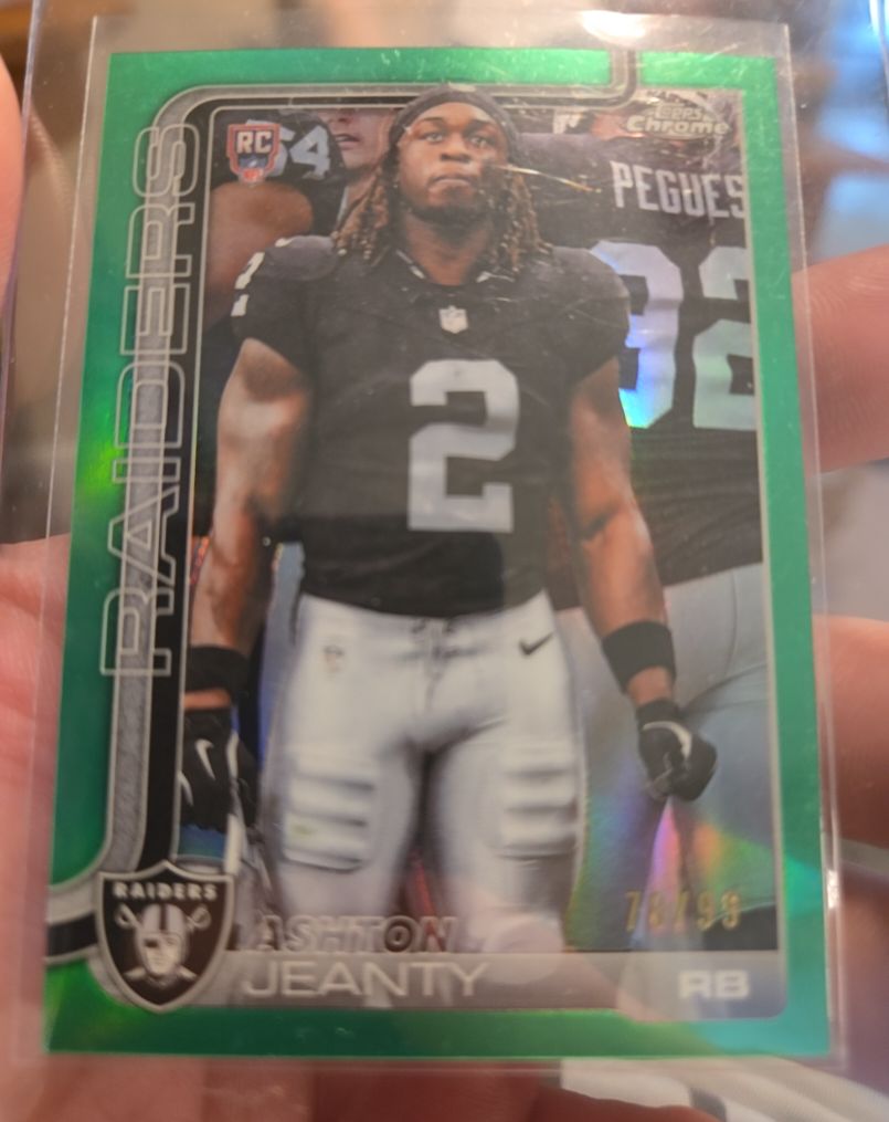 2025 Topps Chrome #322 Ashton Jeanty Green Parallel — front
