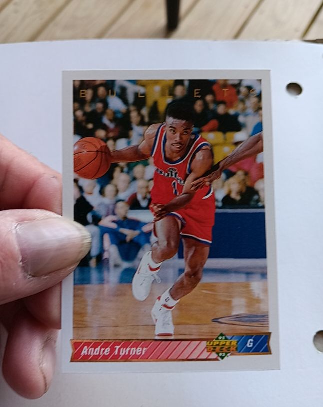 1992-93 Upper Deck #25 Andre Turner — front