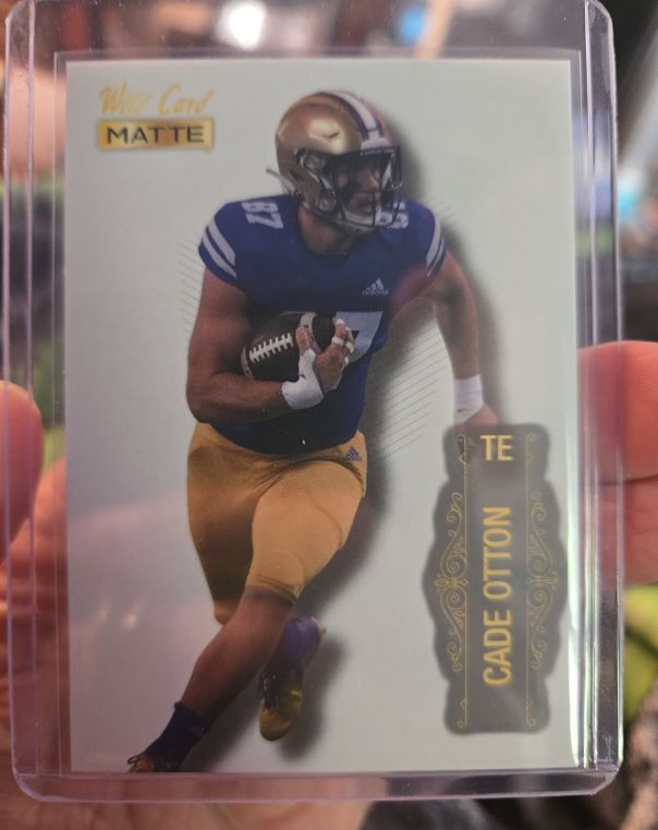2022 Wild Card Matte #MB-9 Cade Otton — front