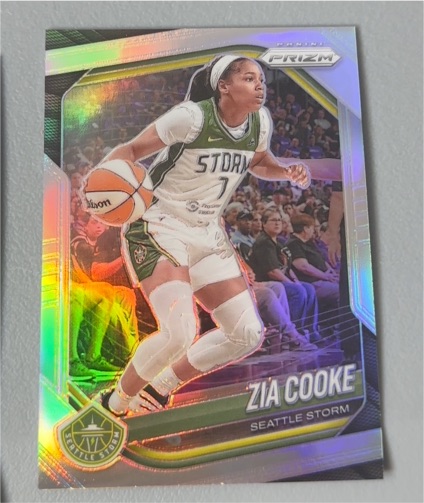 2025 Panini Prizm WNBA #110 Zia Cooke — front