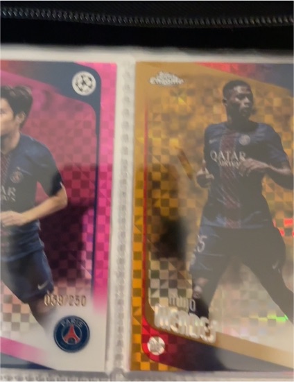 2022-23 Topps Chrome UEFA Marquinhos Pink X-Fractor /250 PSG — front