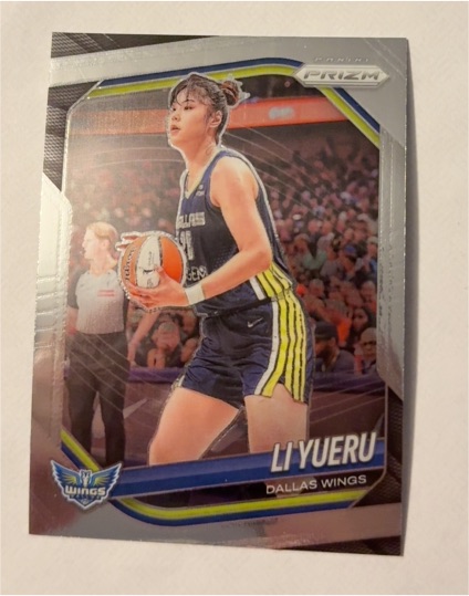 2025 Panini Prizm WNBA #28 Li Yueru — front