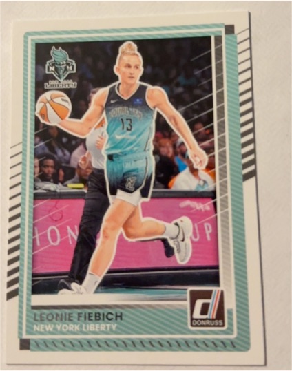 2025 Panini Donruss WNBA #7 Leonie Fiebich — front
