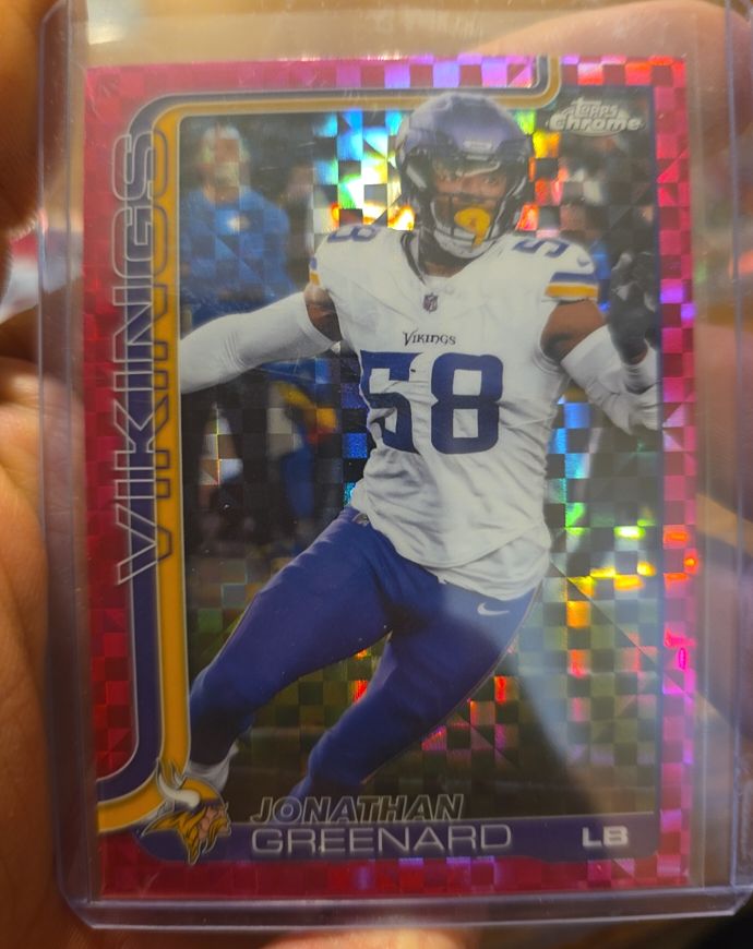 2025 Topps Chrome #197 Jonathan Greenard Hot Pink X-Fractor — front